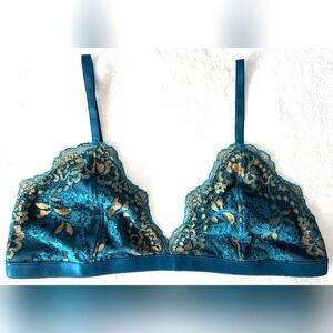 Express lace bralette